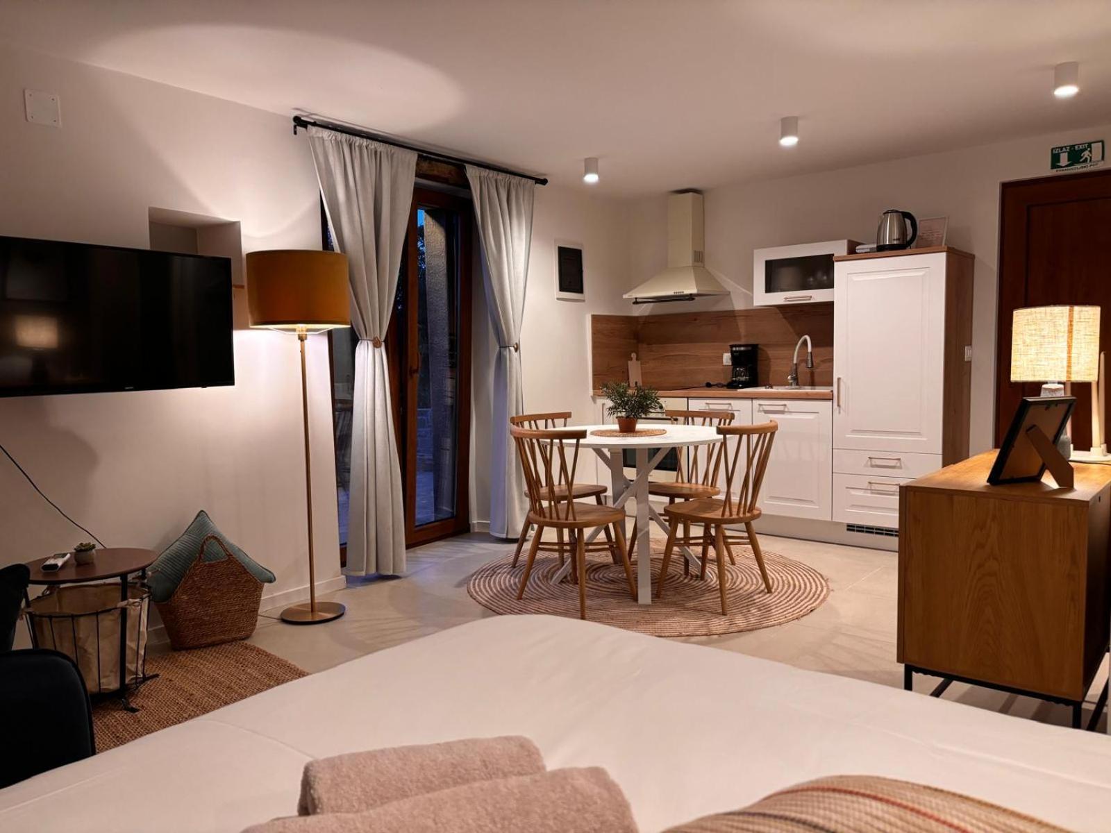 Apartments Groznjan * Groznjan